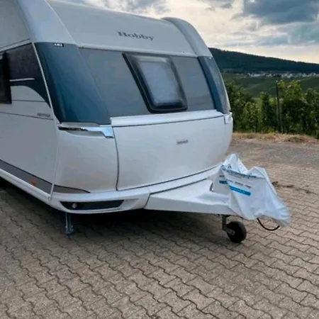 Luxus Wohnwagen Zur Vermietung Mit Ac, Markise, Wc Und Duschkabine Lauenforde